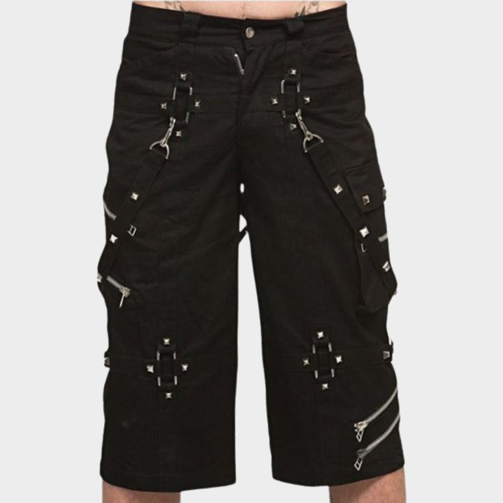 men wearing mens cargo shorts black on gothic clothings.